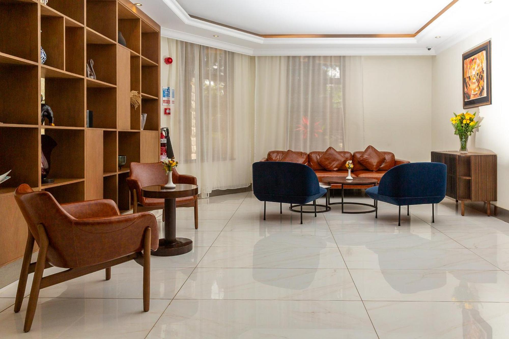 Alba Hotel Meru Extérieur photo