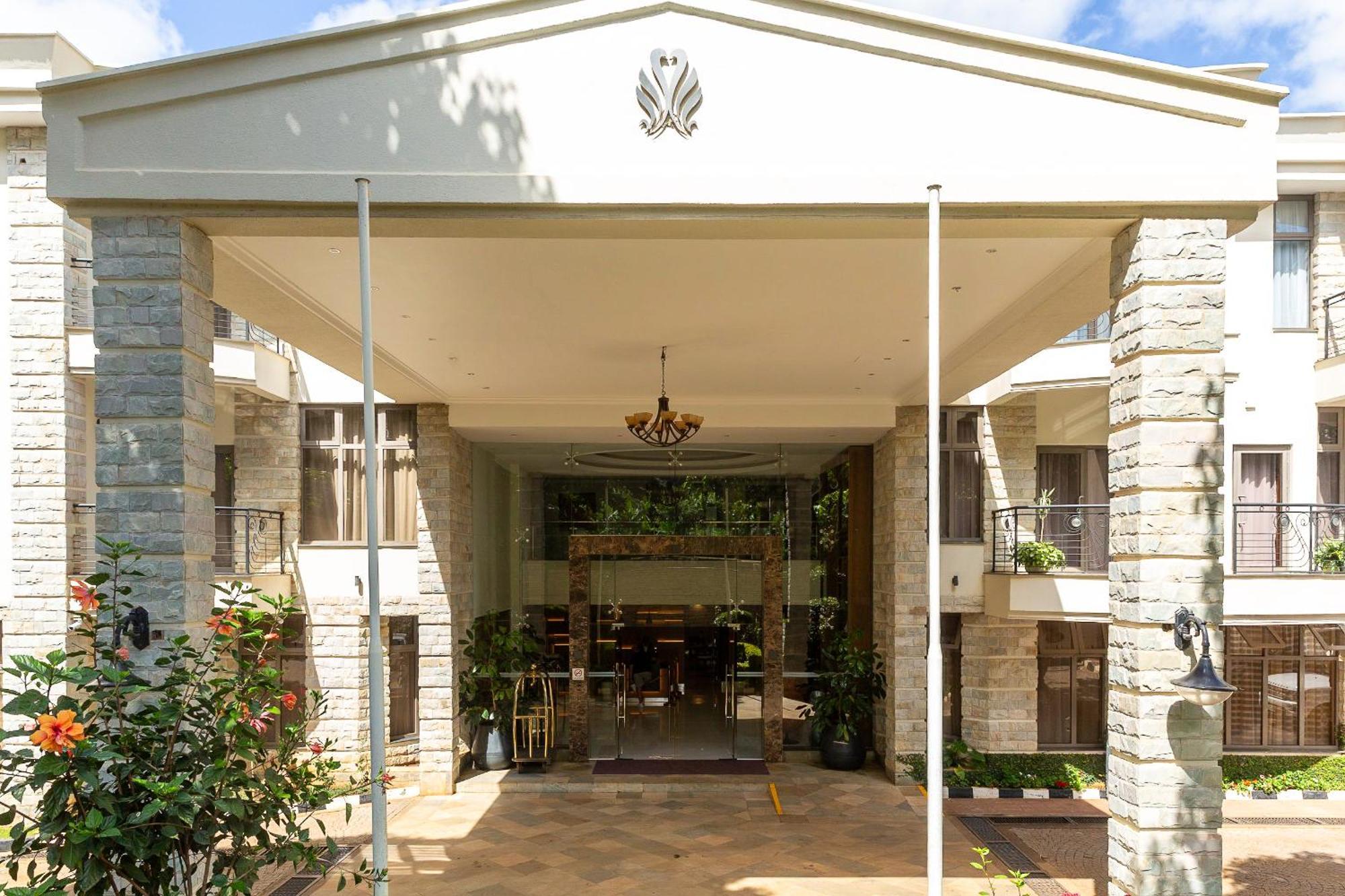 Alba Hotel Meru Extérieur photo