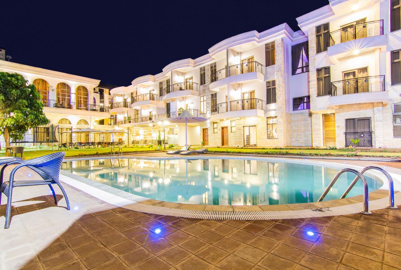 Alba Hotel Meru Extérieur photo